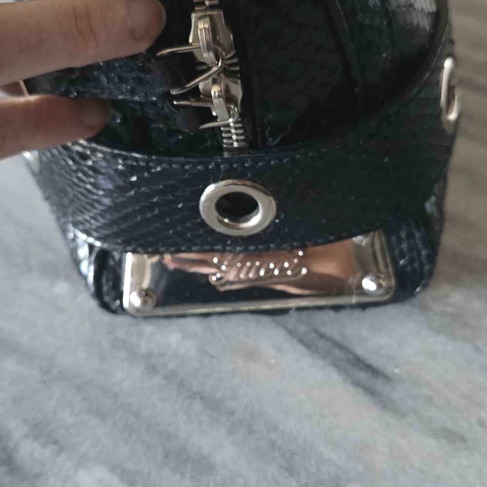 *AUTHENTIC* Gorgeous GUCCI Romy Boston Satchel - Python - Picture 12 of 15